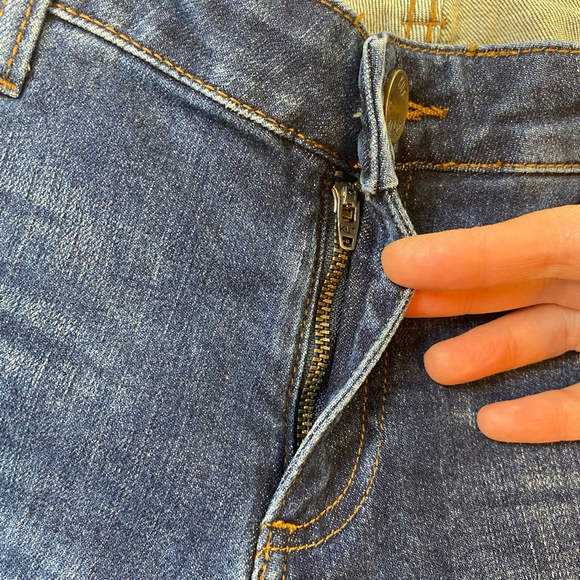 KUT from the Kloth Reese Ankle Straight Leg Jeans Size 8 Blue Distressed - Picture 10 of 16